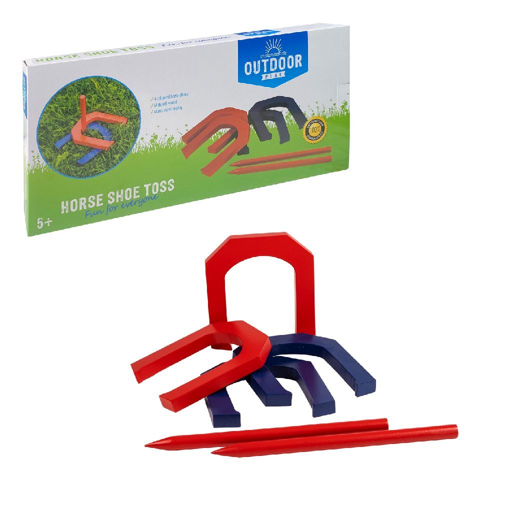 Hádzanie podkovy vonku